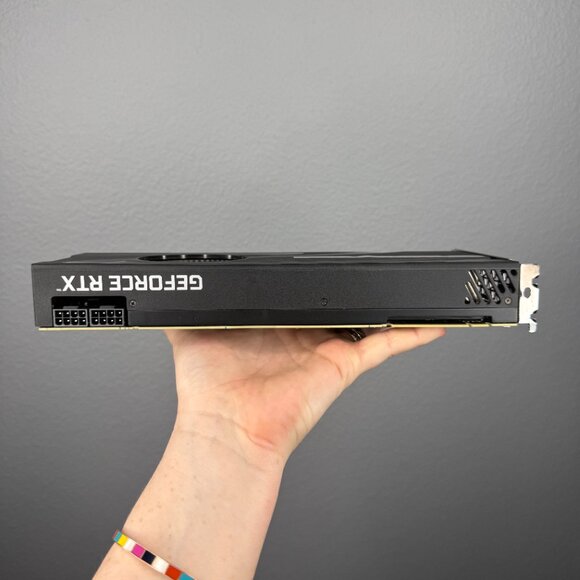 Geforce RTX 2080Ti Graphics Card - Picture 5 of 7